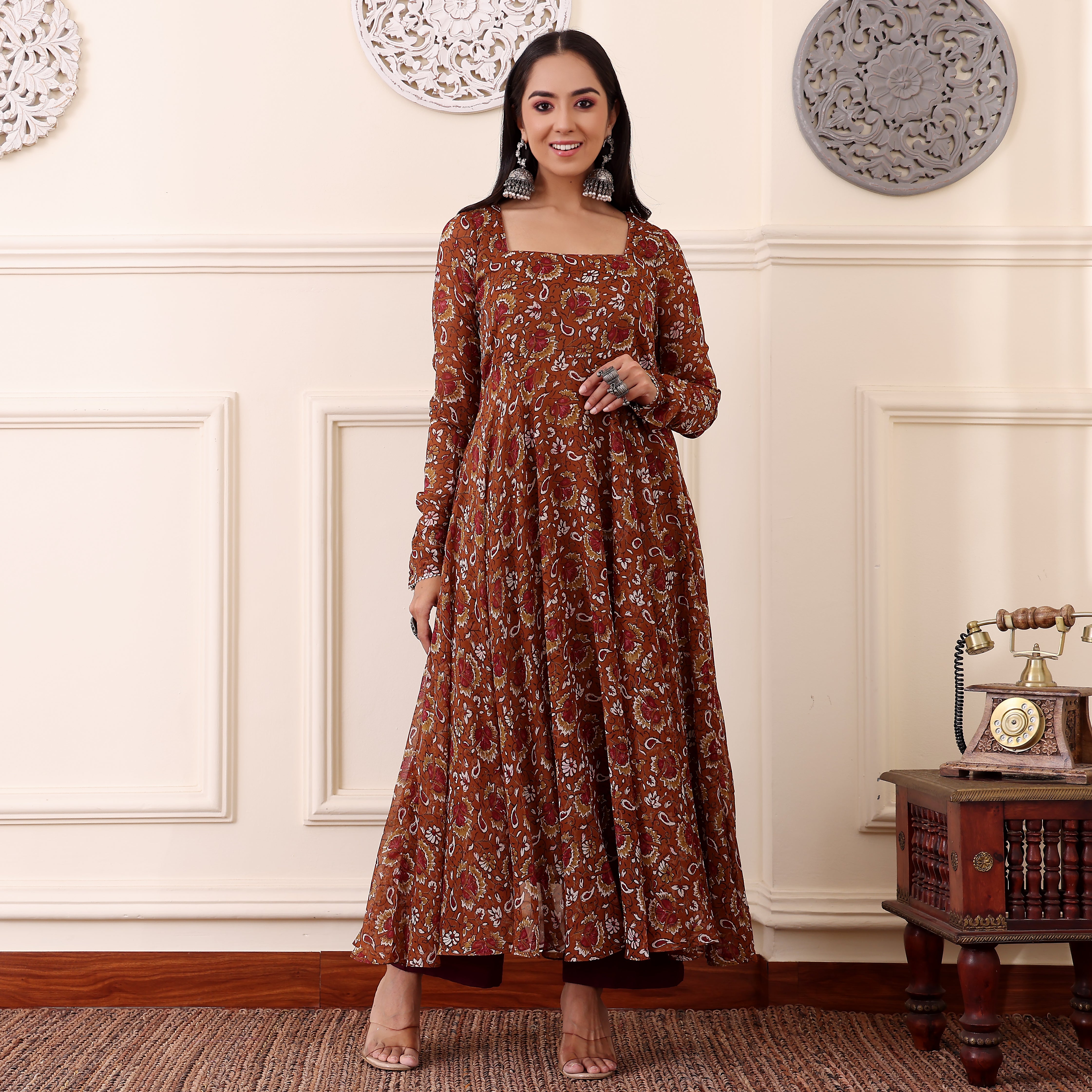 Nayika Georgette Gher Kurta