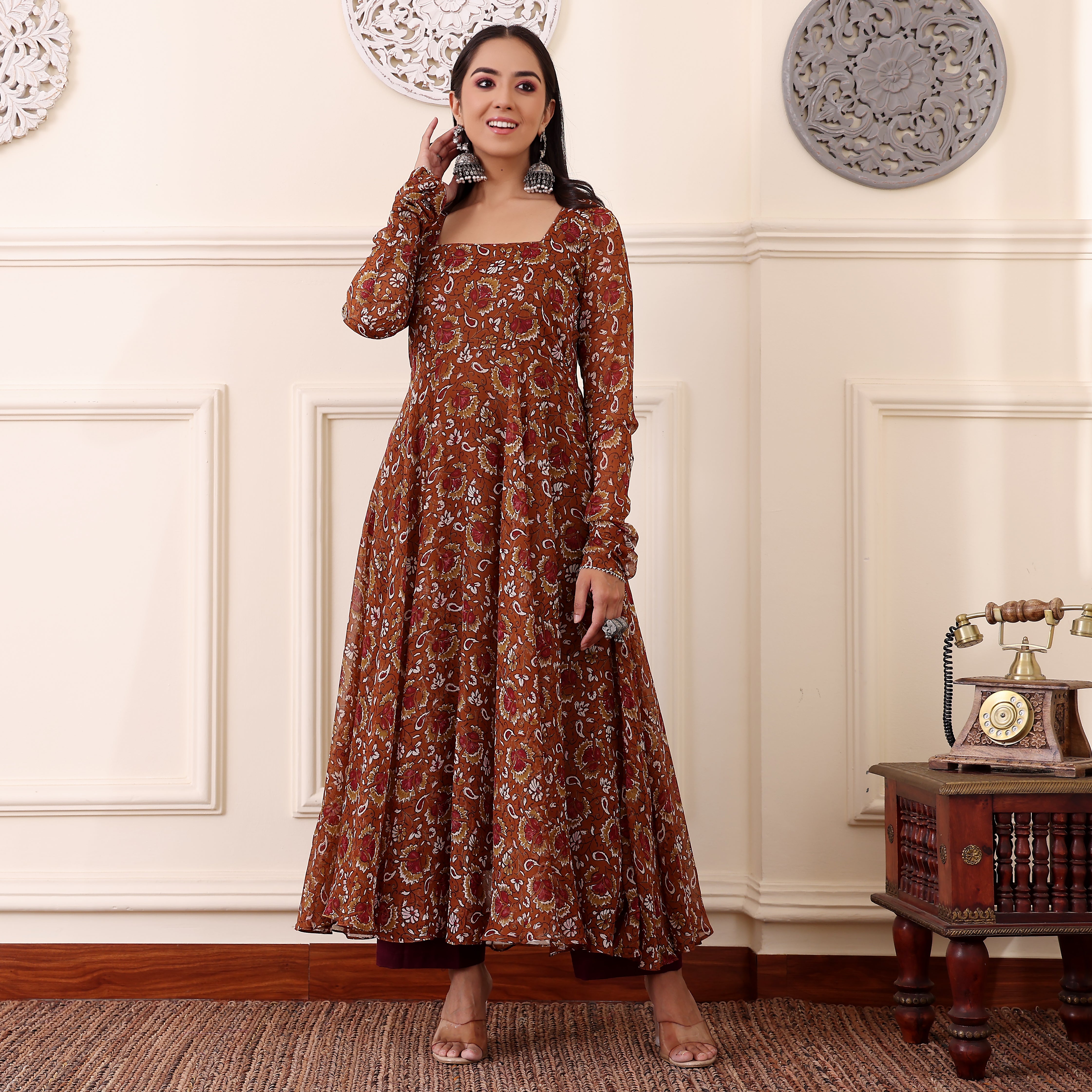 Nayika Georgette Gher Kurta