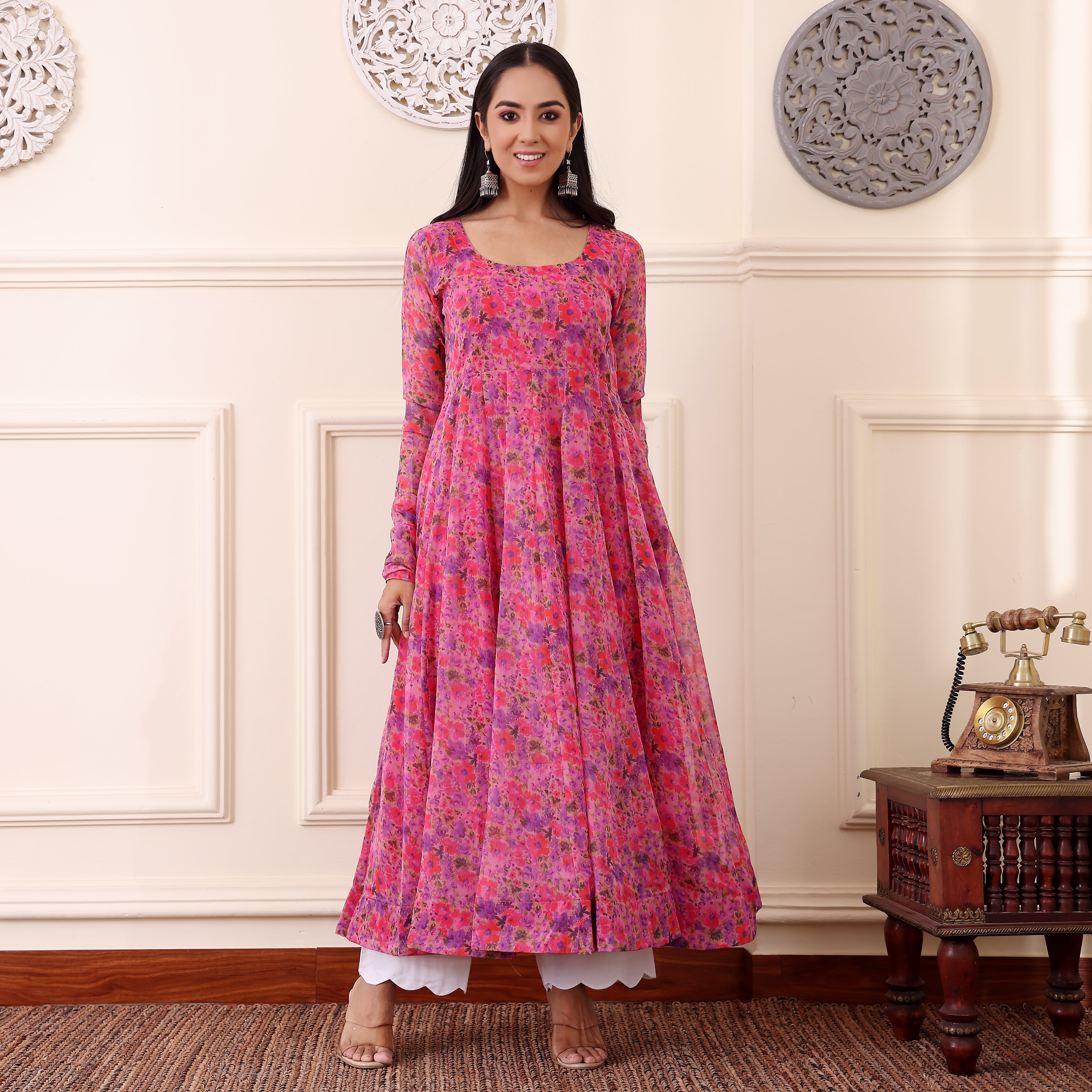 Mohika Georgette Kameez