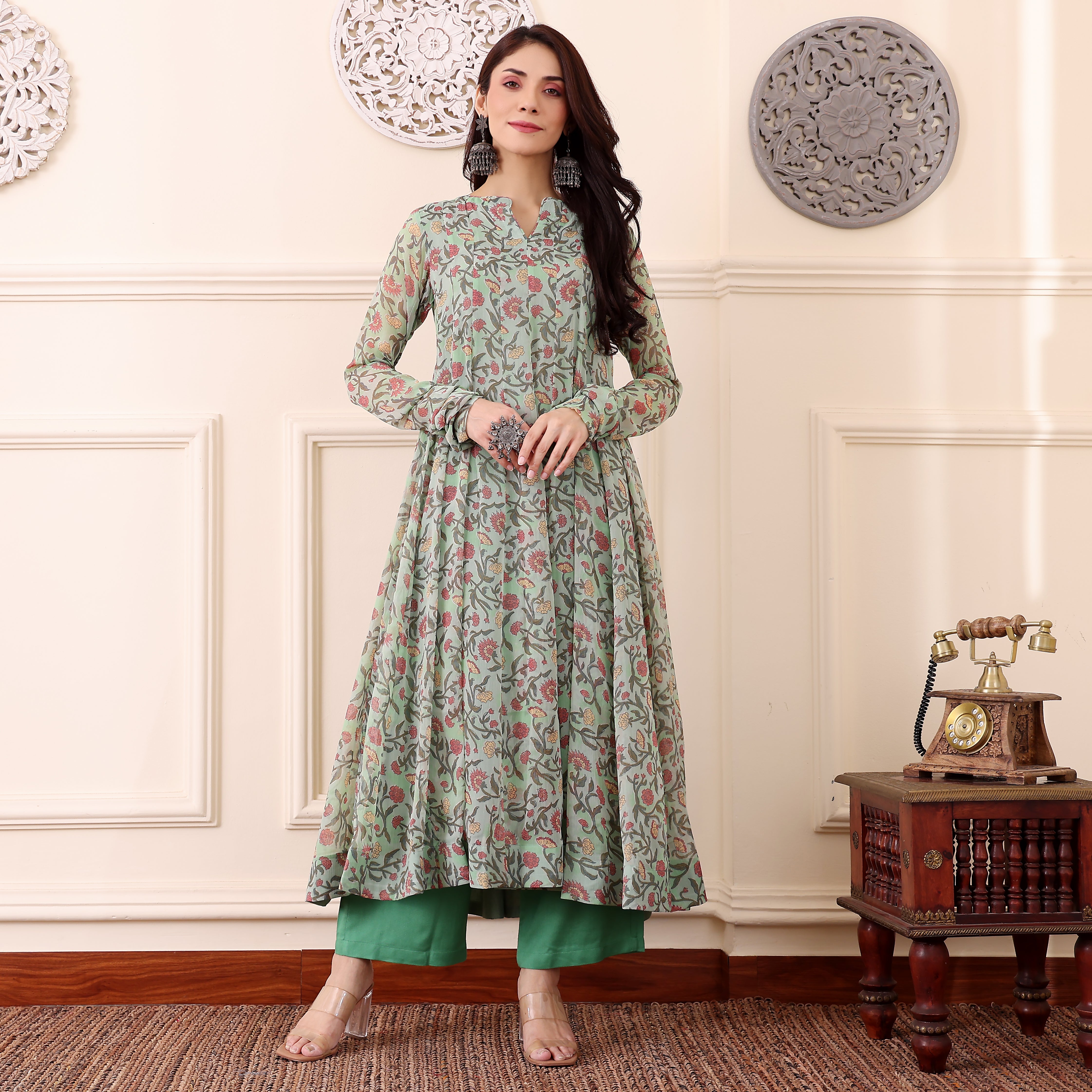 Nakusha Georgette Kurta