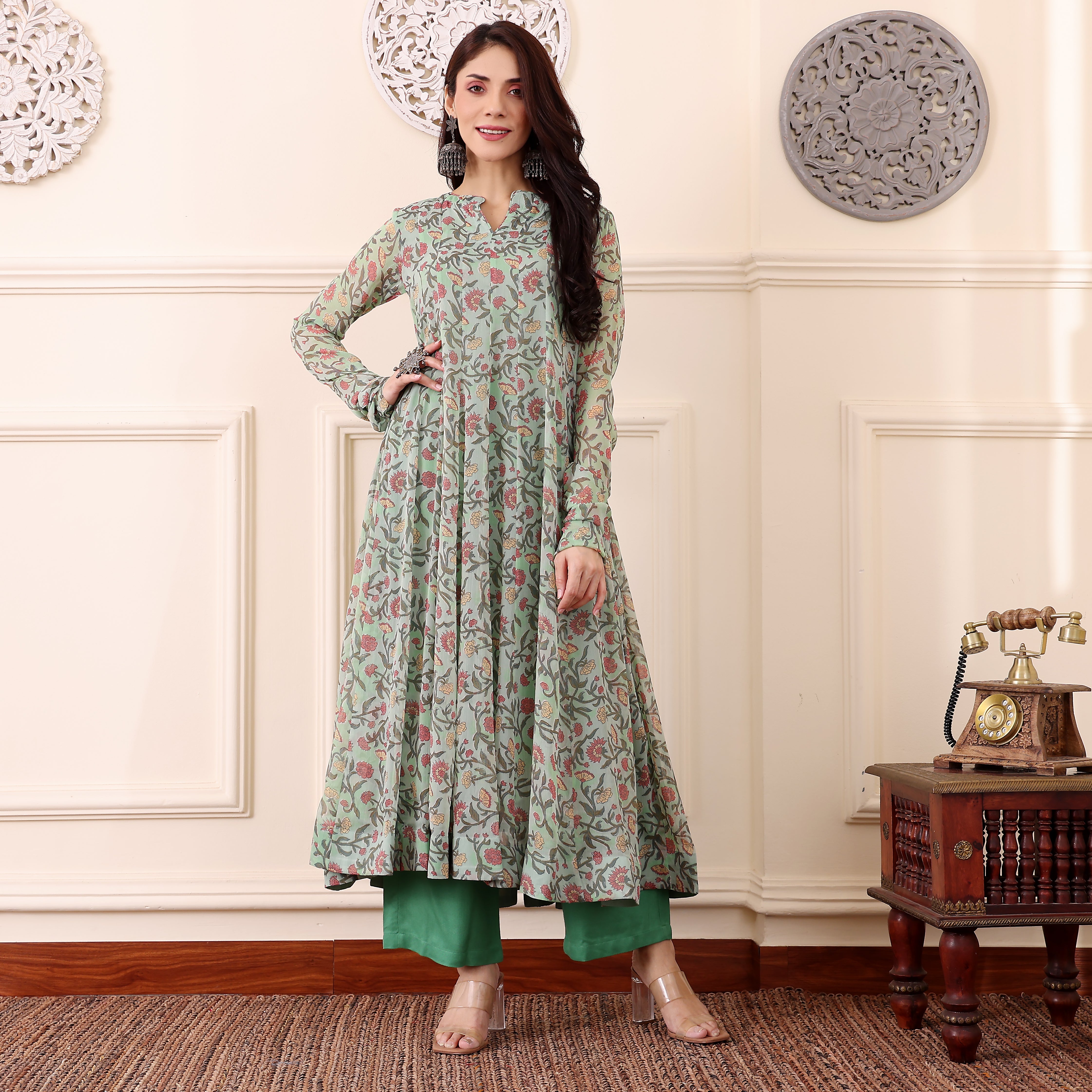 Nakusha Georgette Kurta