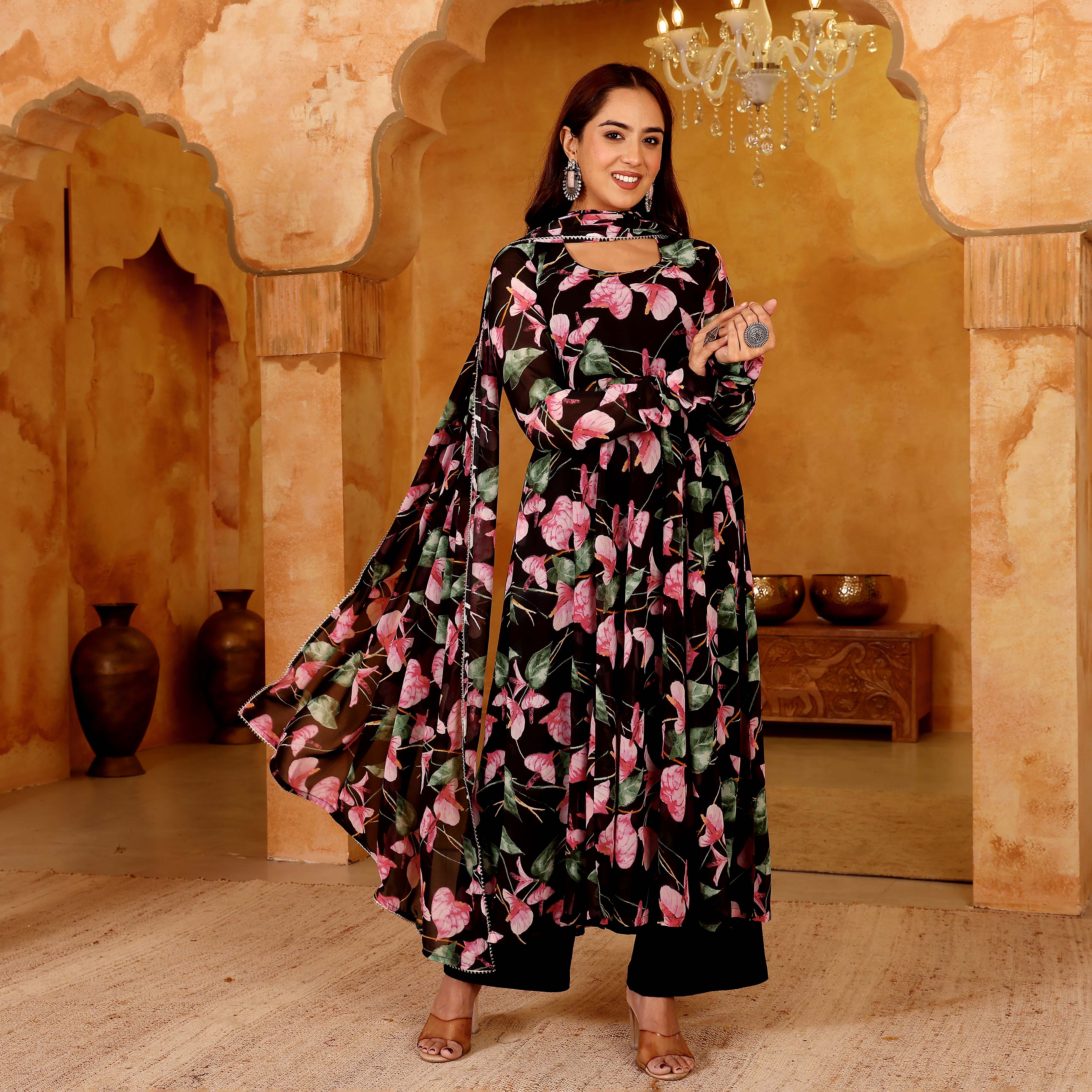 Apaara Georgette Set