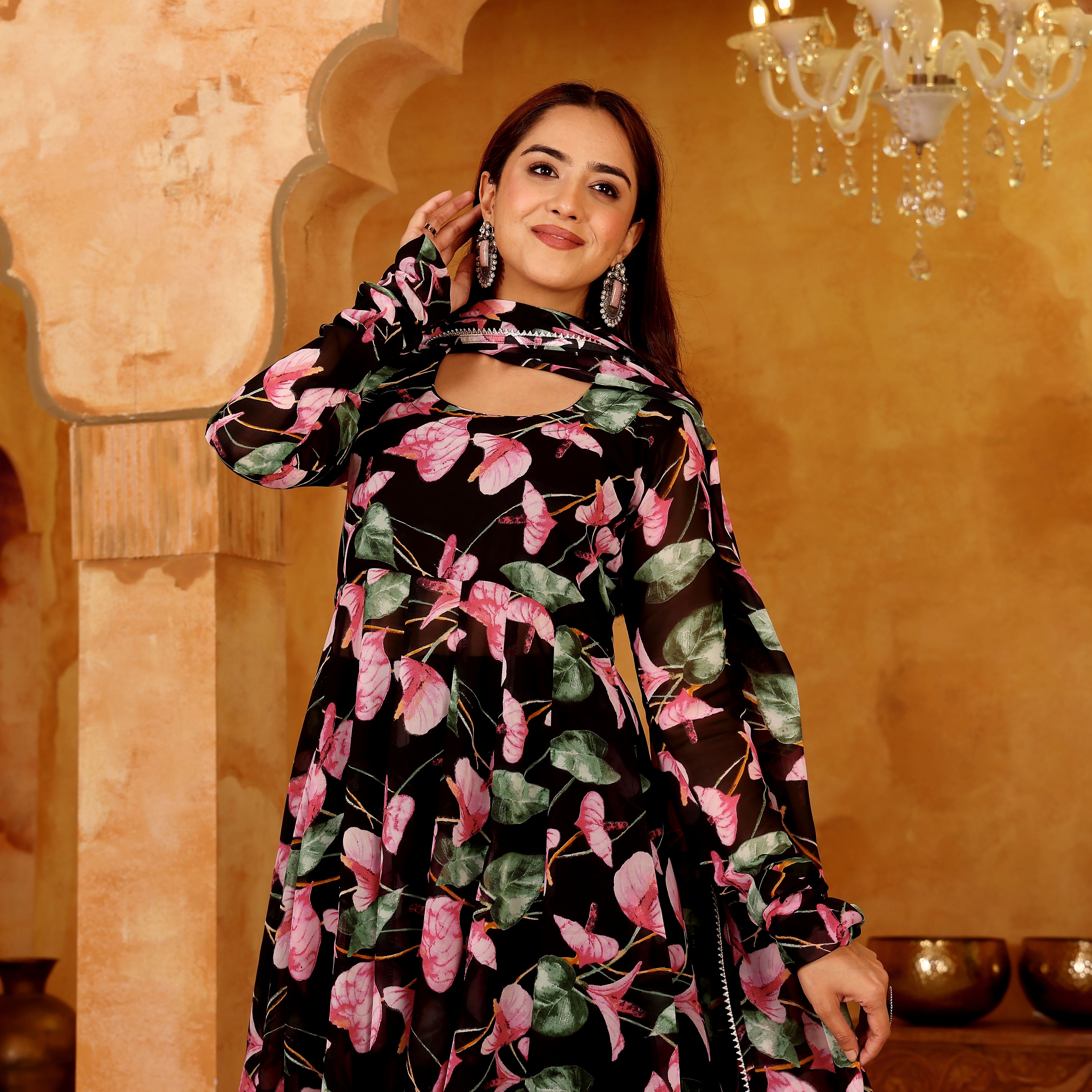 Apaara Georgette Set