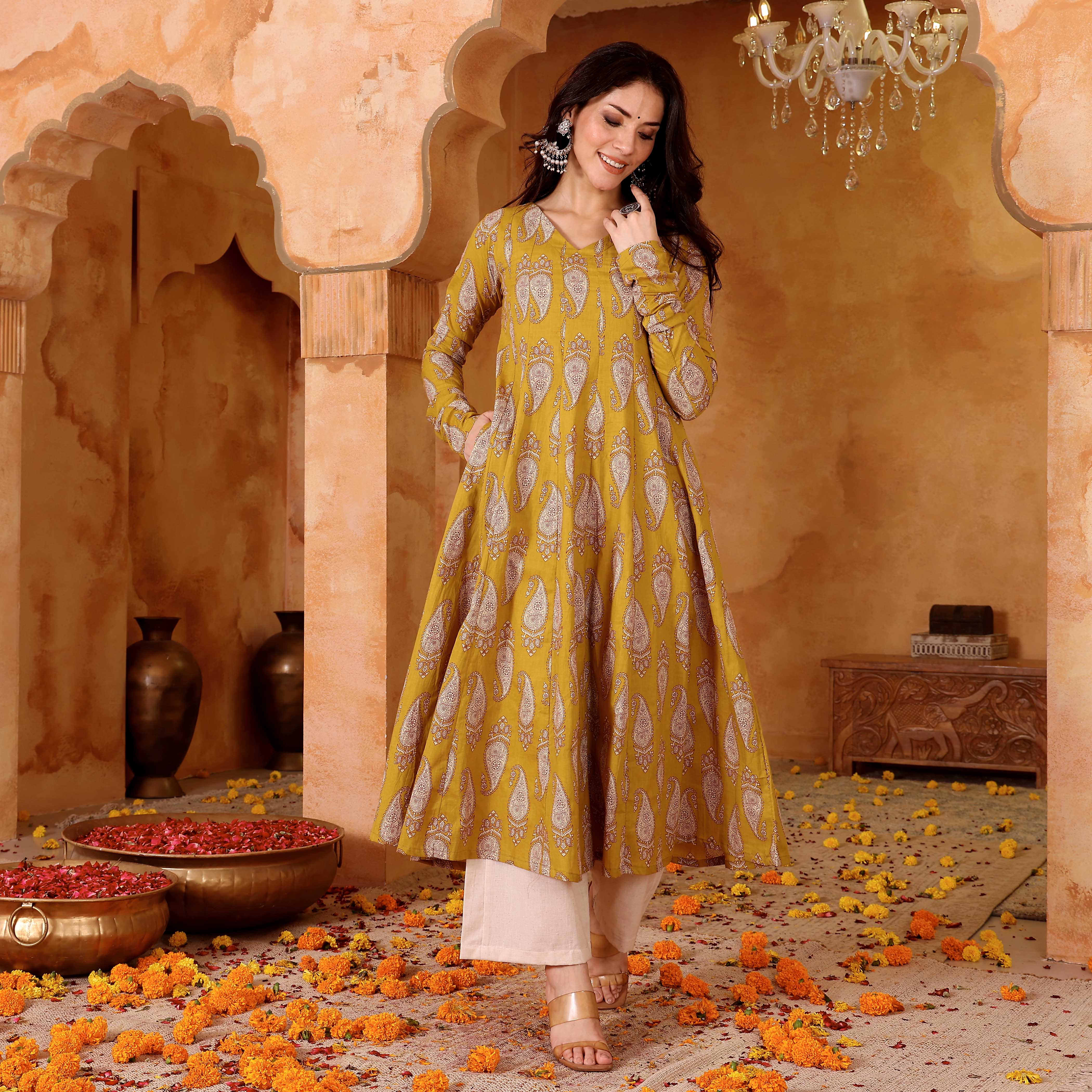 Gauravi Cotton Kurta