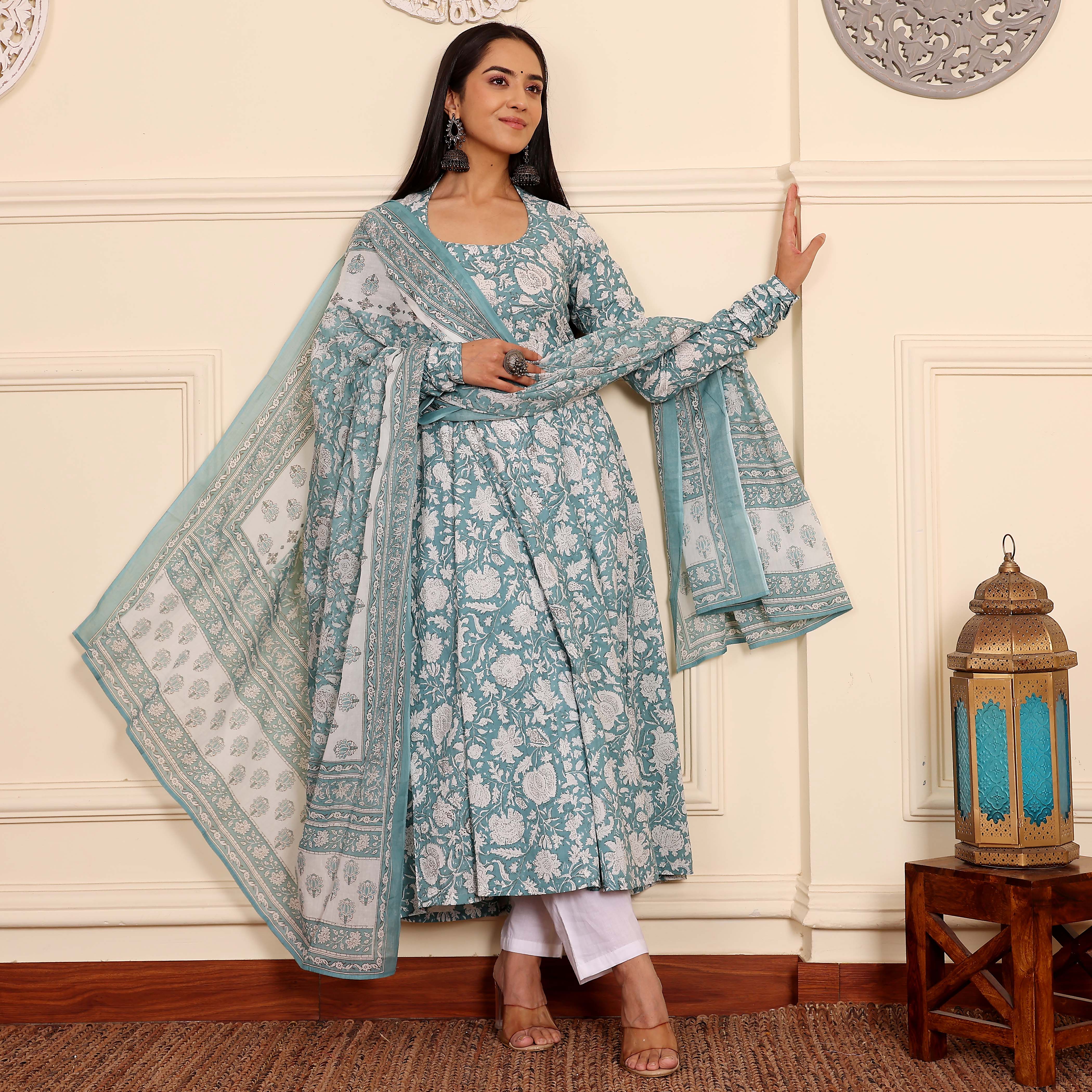Banika Cotton Set