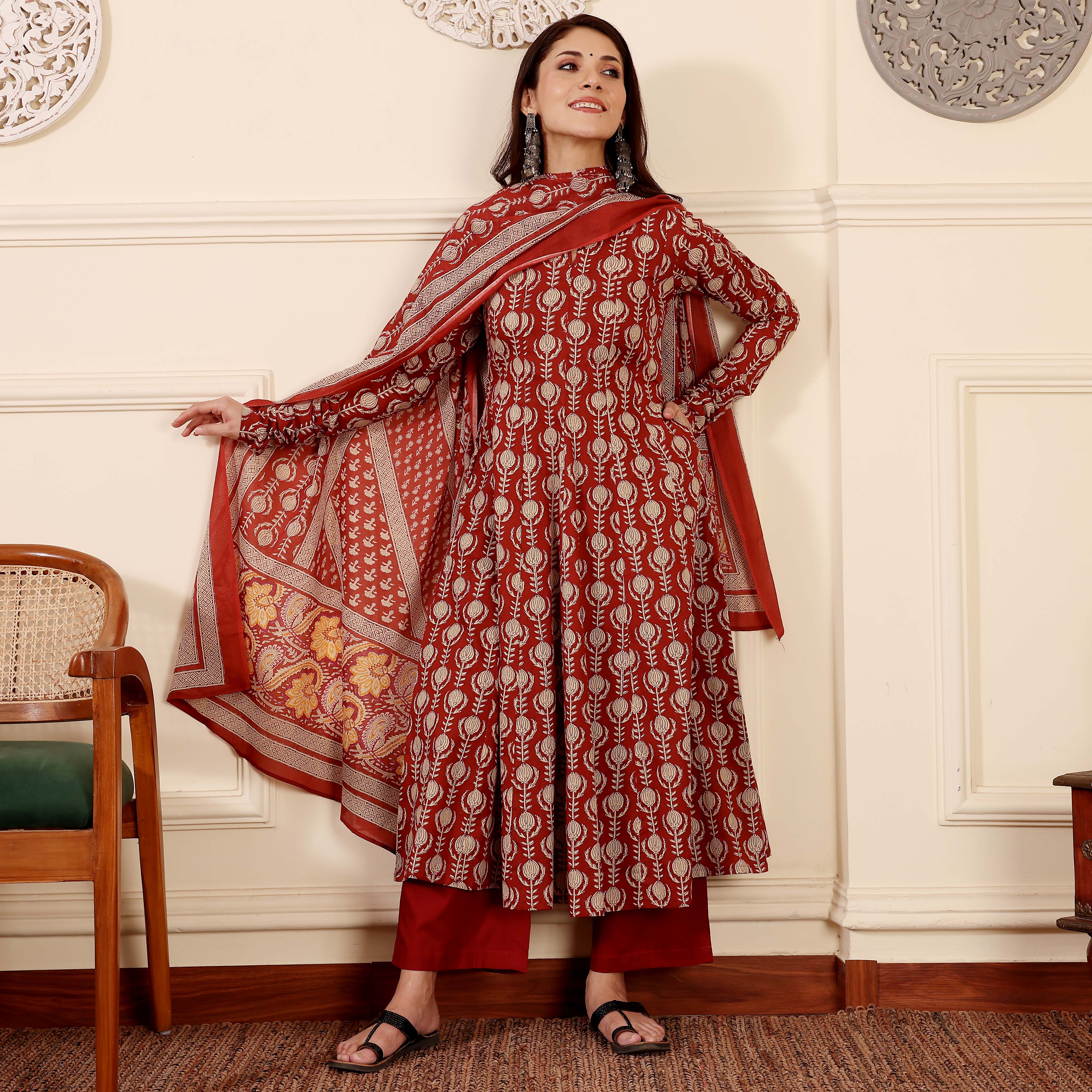 Red Amohika Cotton Set