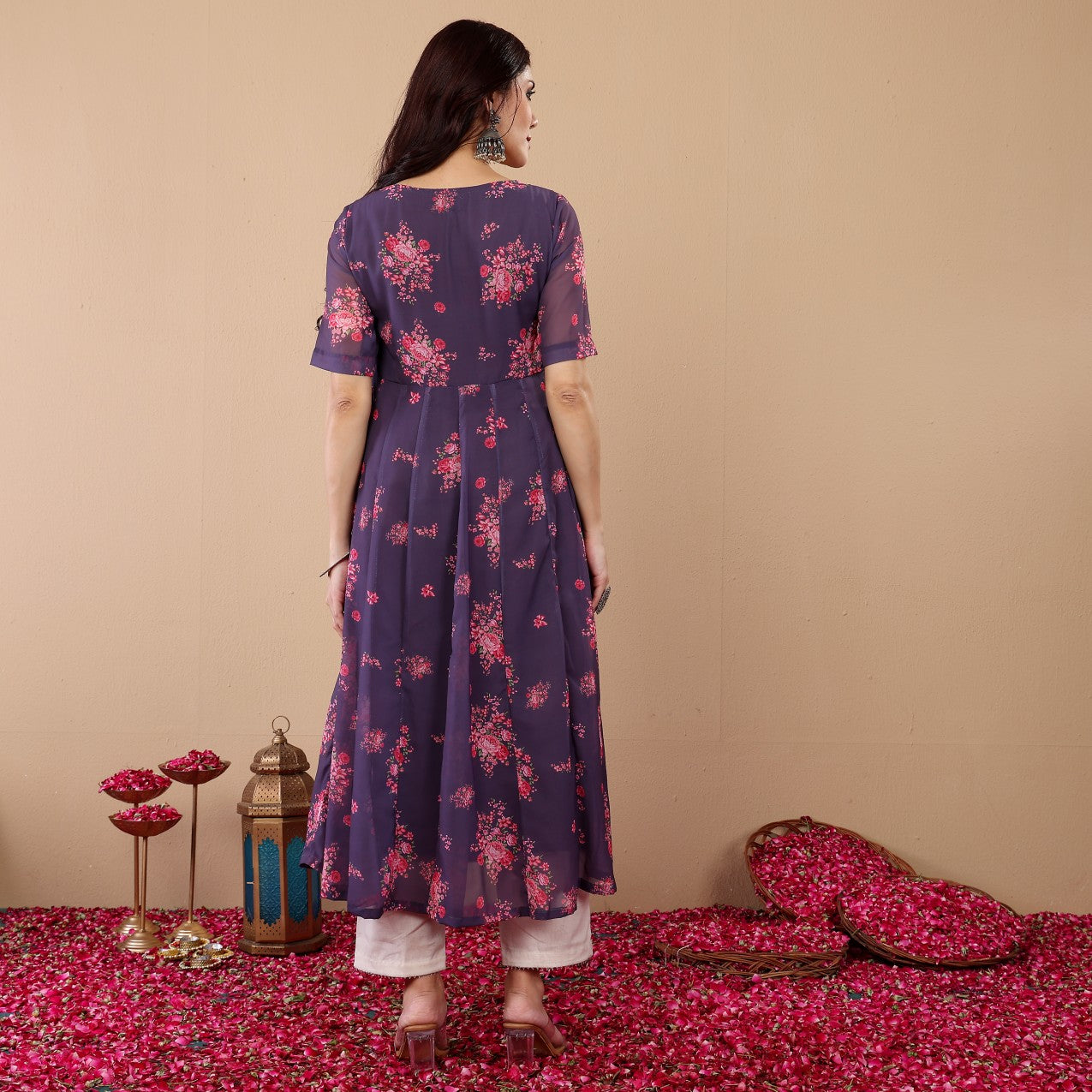 Avina Georgette Kalidaar Kurta