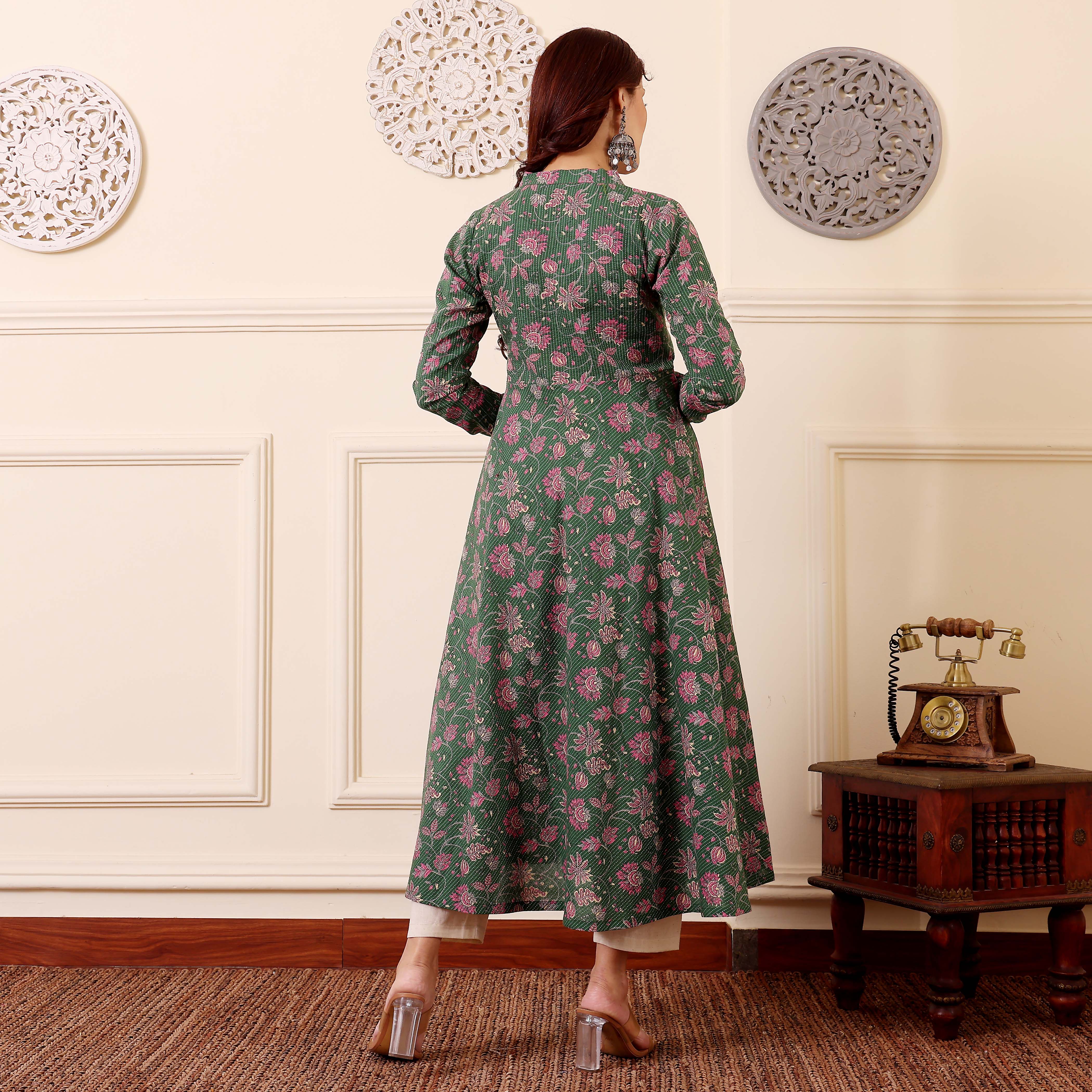 Shriha Kantha Cotton Kurta