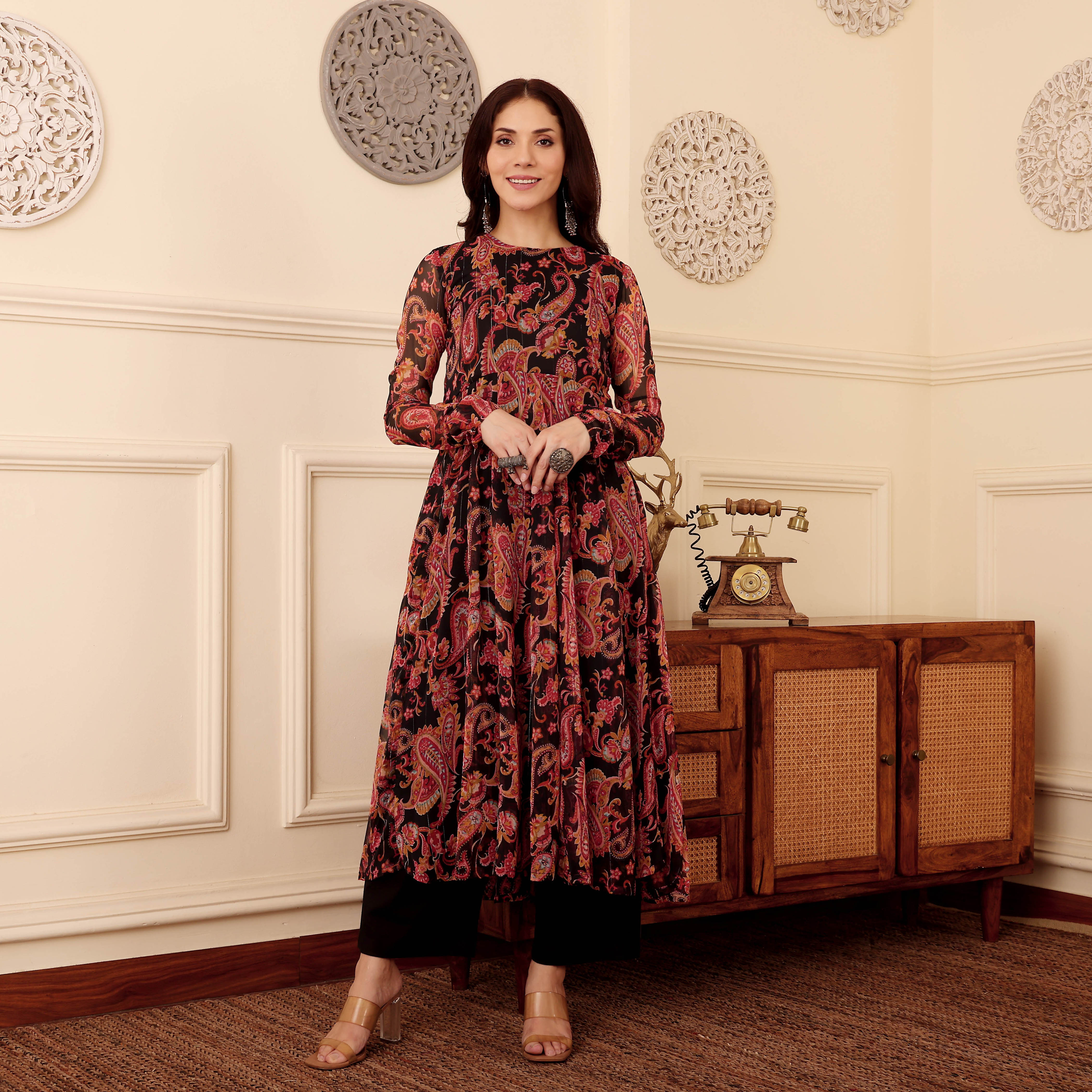Shura Georgette Kurta