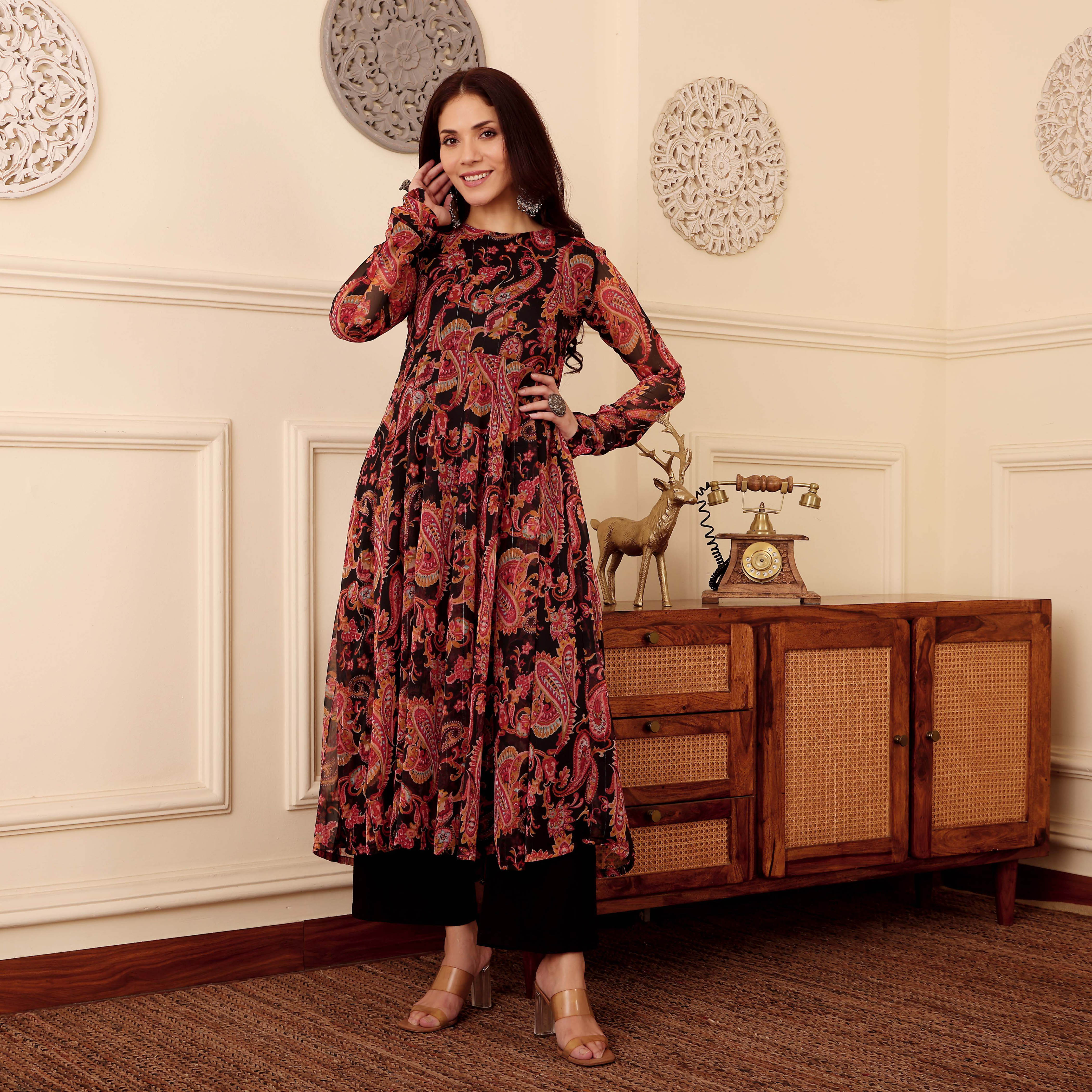 Shura Georgette Kurta