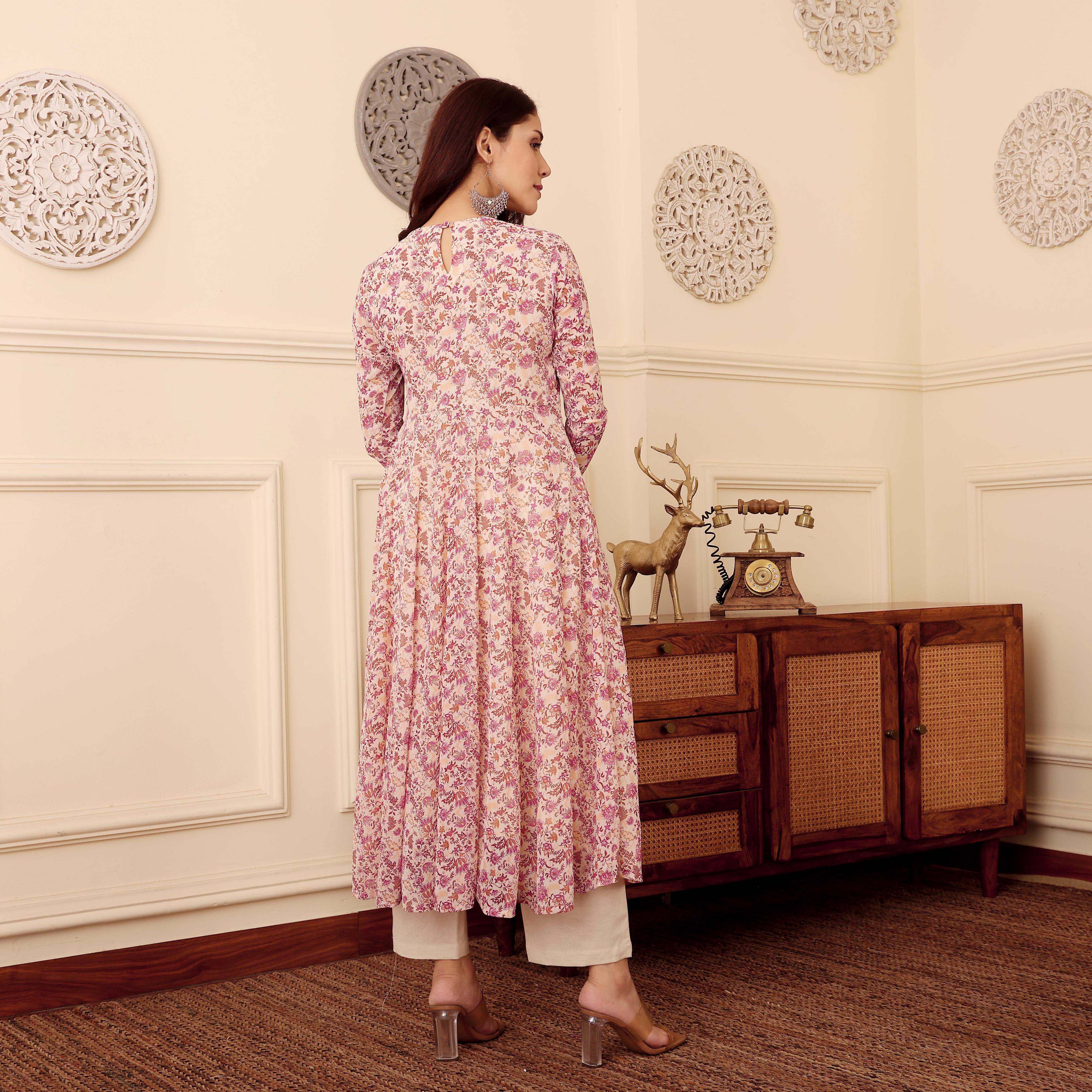 Janika Georgette Kurta