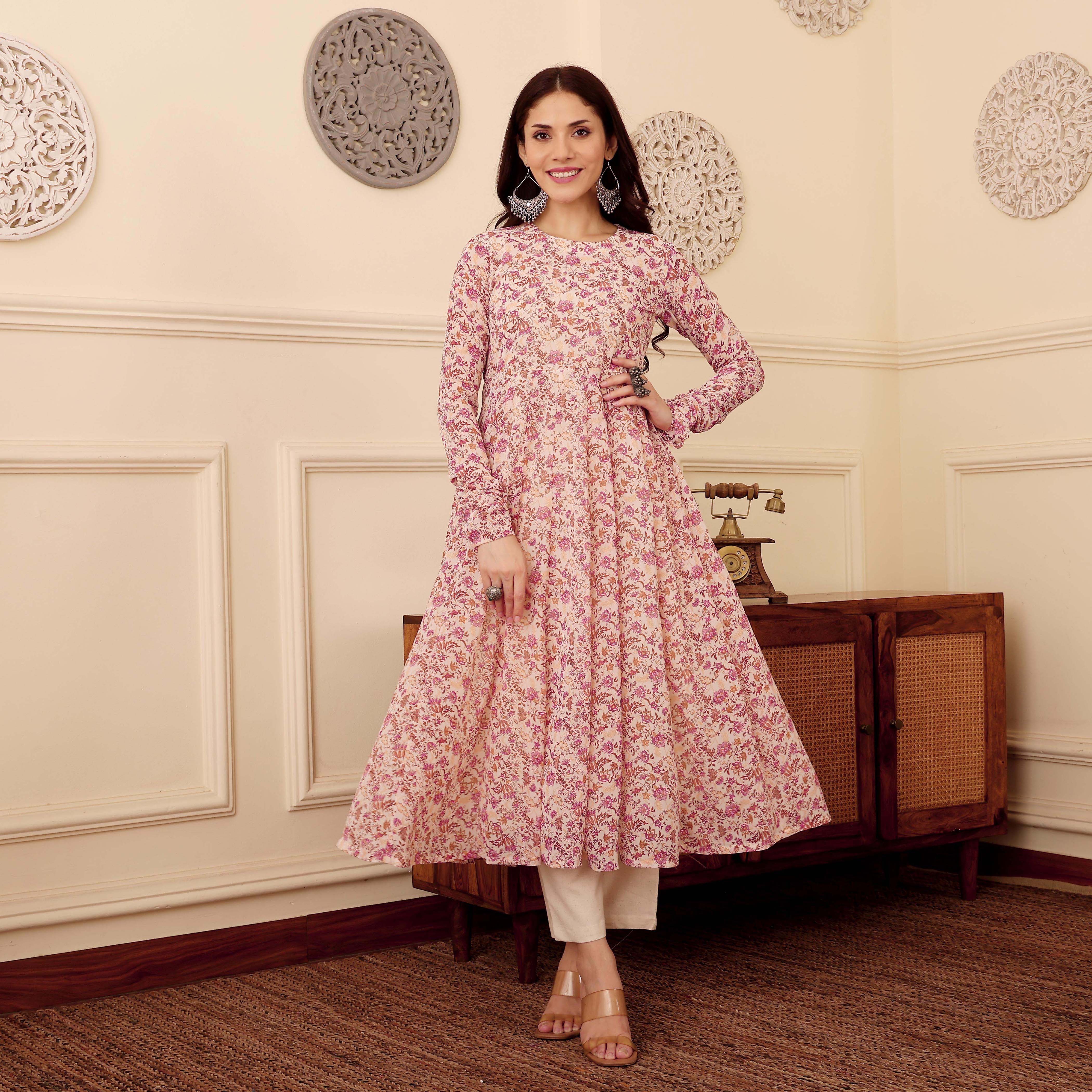 Janika Georgette Kurta