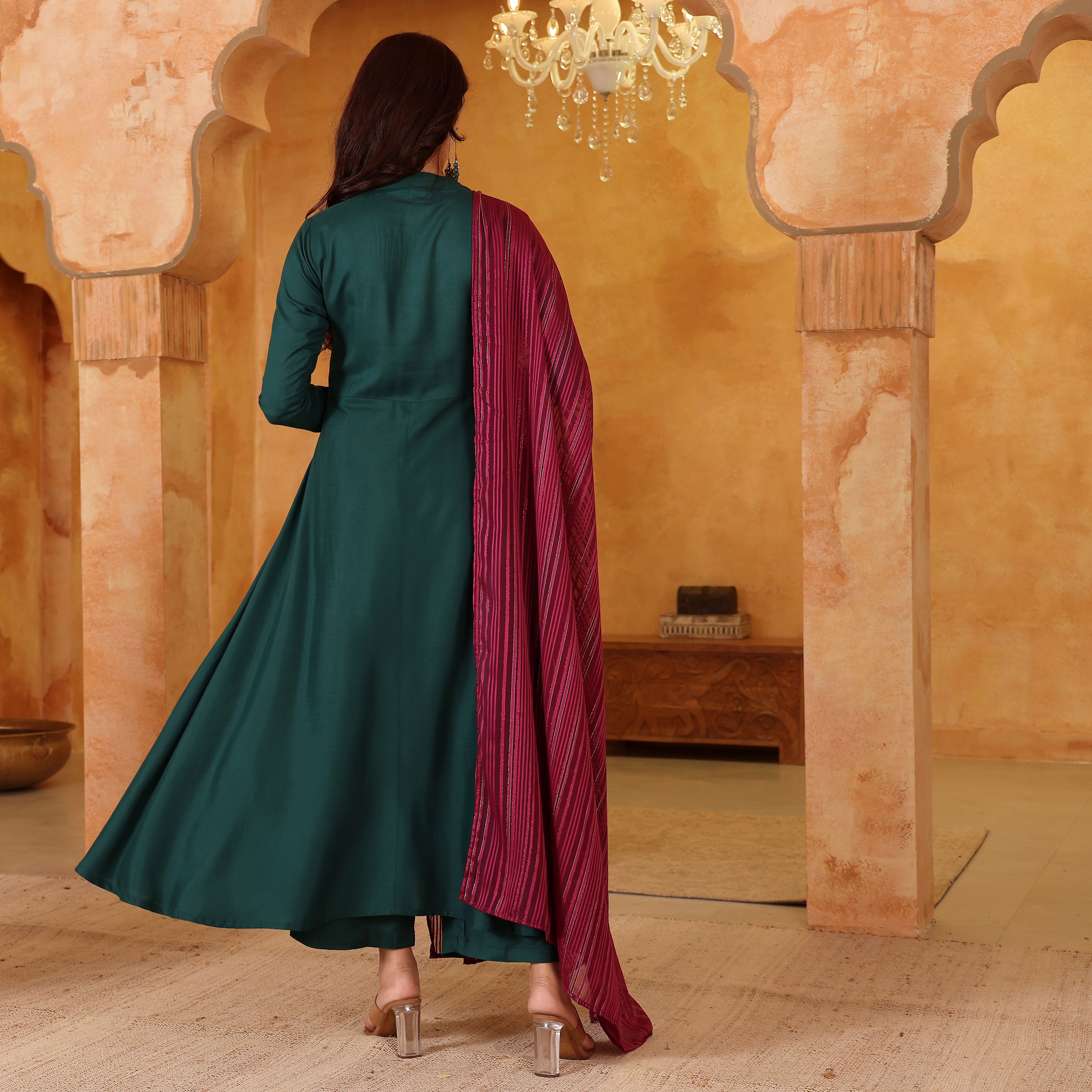 Kanika  Rayon  Suit Set