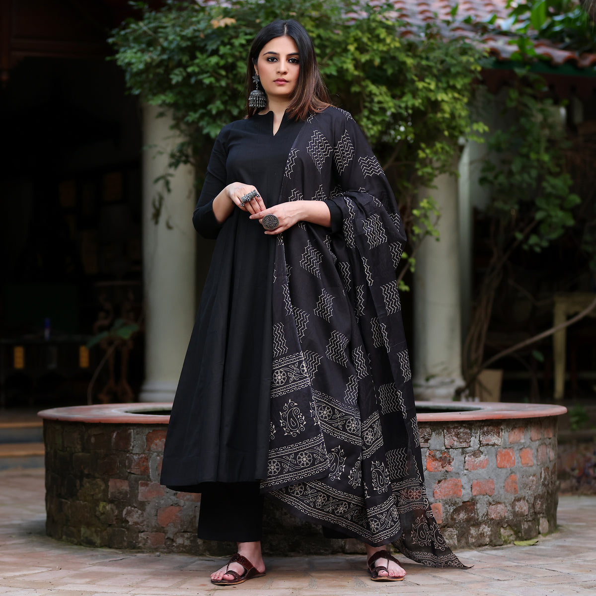 Amolika Set – Kameez.co