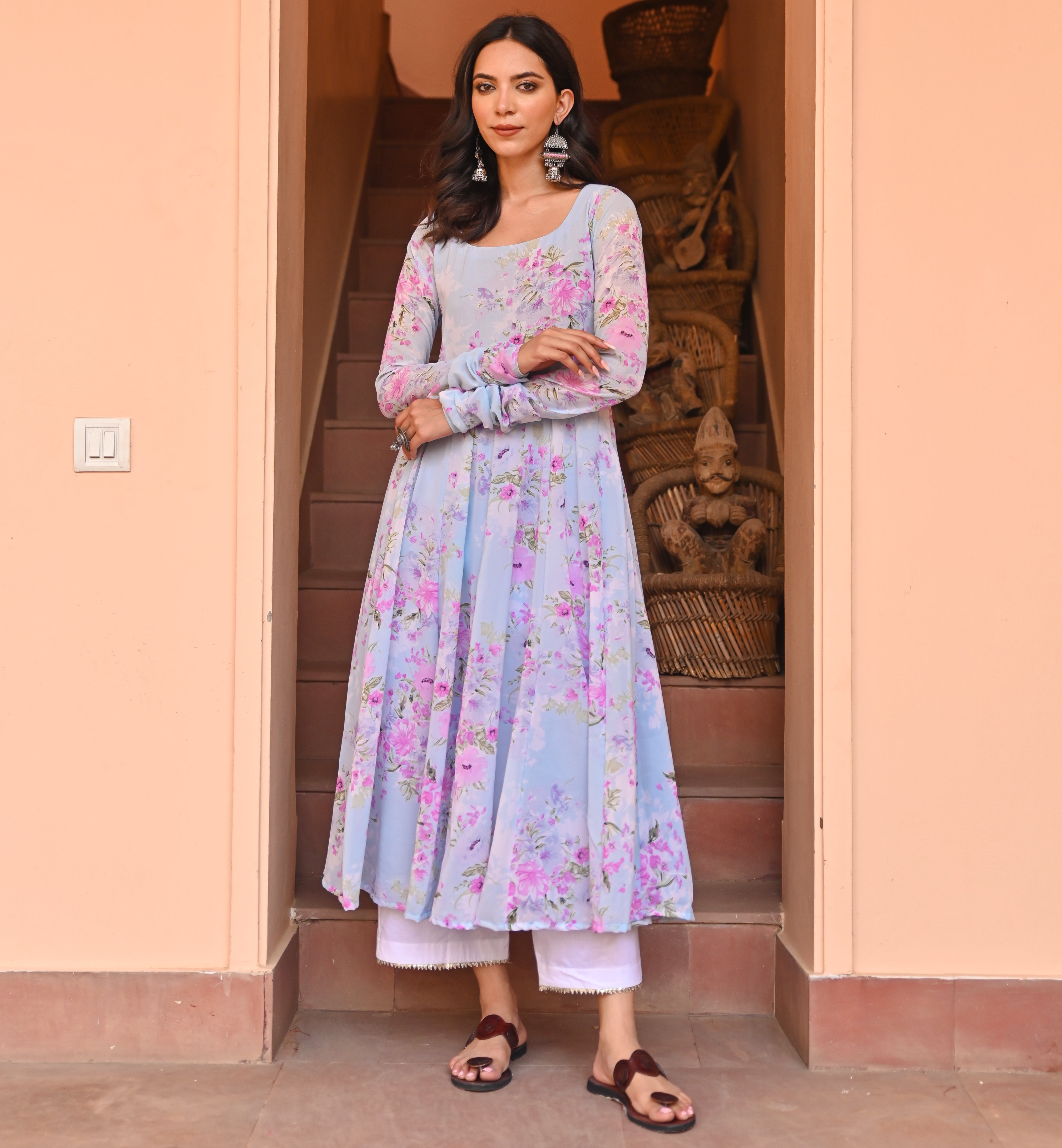 Kavisha kameez