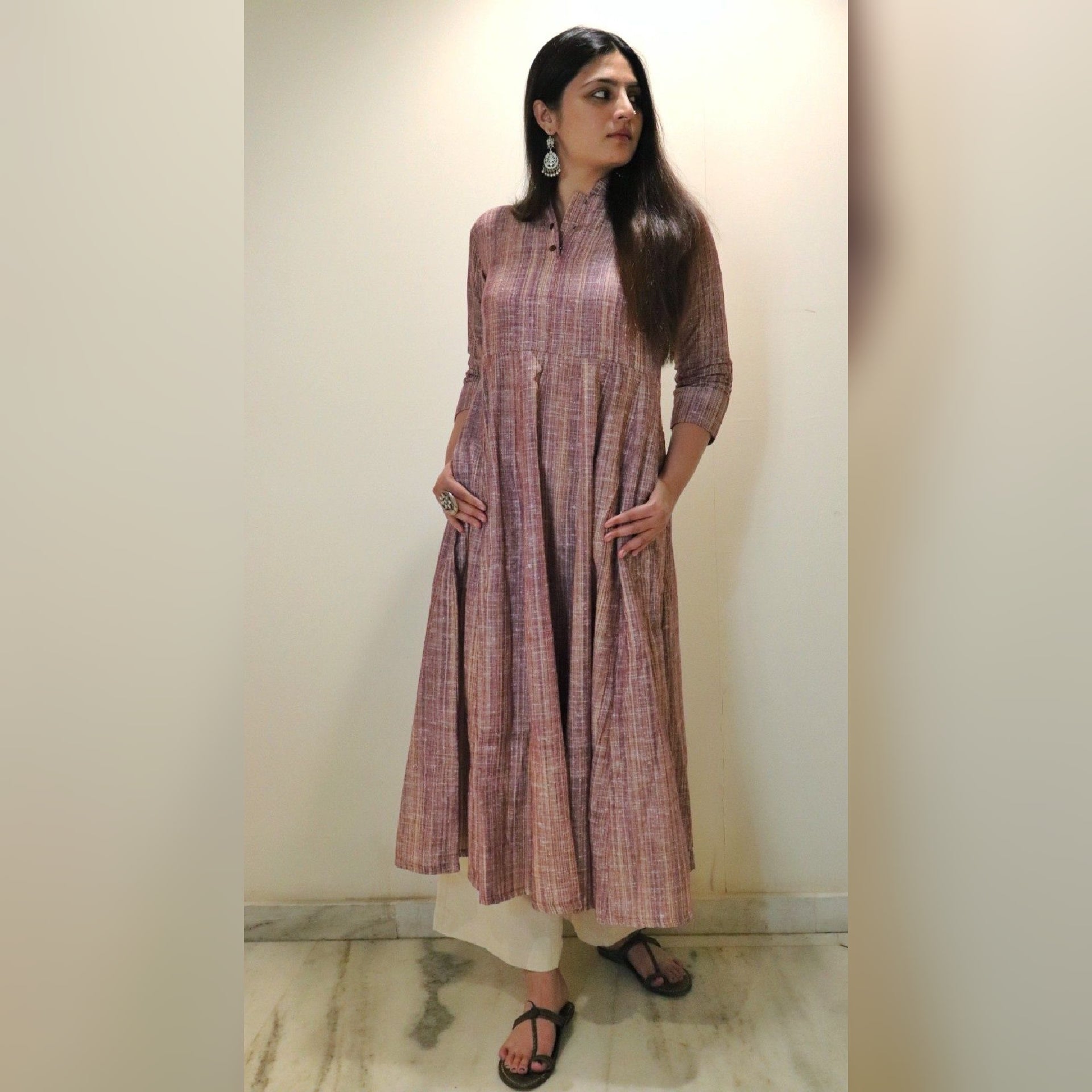 JAGAVI  KURTA